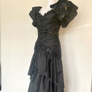 Vintage Black Ruffle Party Dress